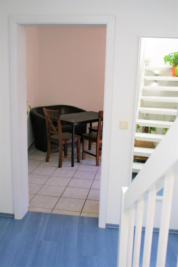 Zentrale Ferienwohnung Anker Im Sonnenblumenhaus Flensburg Eksteriør bilde